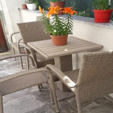 Apartmaji Emina
