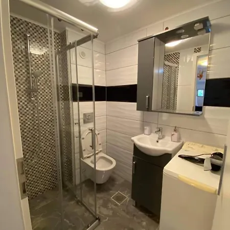 Apartmaji Emina Koper