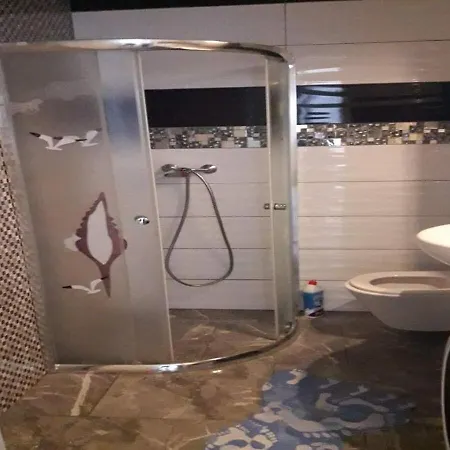 Apartmaji Emina *